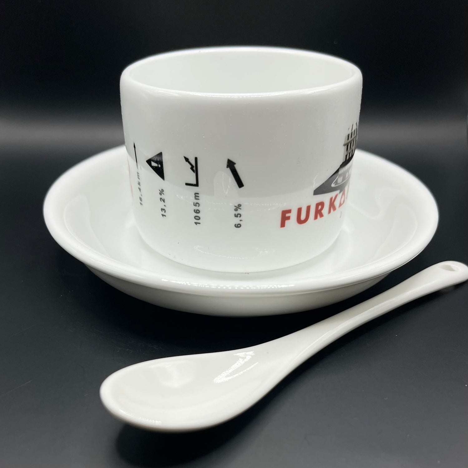 Filiżanka coffee ride Furkapass idealny prezent dla kolarza